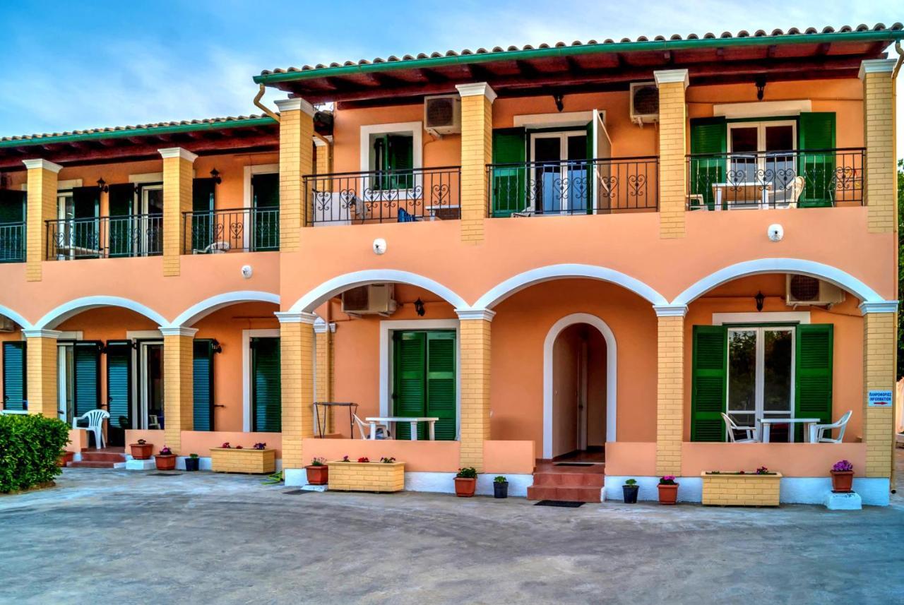 Stavros Apartments Kontokali Next To Gouvia Marina Exterior photo